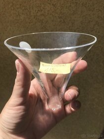 Zbytky z Vinotéky ,krabice ze dřeva a ostatní