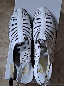 Boty značky Rieker vel. 41