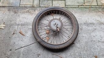 Zadní kolo pravděpodobně na MANET 90 (M-90)