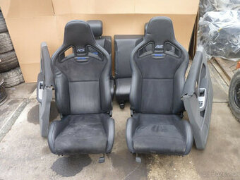 ORIGINÁLNÍ FORD FOCUS RS MK2 3DVEŘOVÝ - SEDADLA RECARO V KOŽ