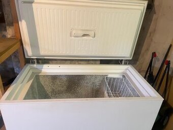 Pultový mrazák Electrolux - 1