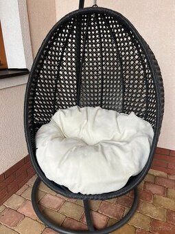 Zahradní houpací křeslo