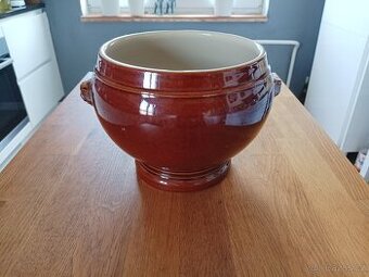 STARÁ KAMENINOVÁ MÍSA SE LVY FRANCIE