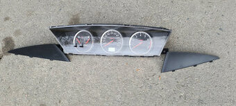 přístrojová deska NISSAN PRIMERA P12 1.8