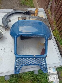 Yamaha DT 125r maska top stav bez poskozeni