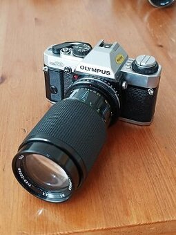 OLYMPUS OM-20 (Clubman 80-200mm) - 1983