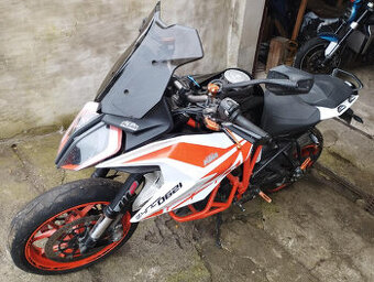 KTM 1290 SUPER DUKE GT 2019