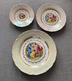Porcelánové talíře a na etažér Tři Grácie Thun