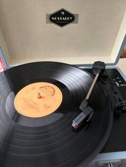 Gramofon v kufříku