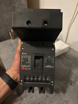 Nový průmyslový jistič 125A 3P (50kA) s EL. spouští Bolartu