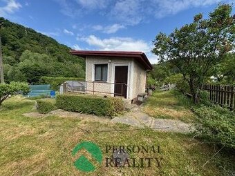 Prodej zahrady 503 m², se zděnou chatou, Sázava - Černé Budy