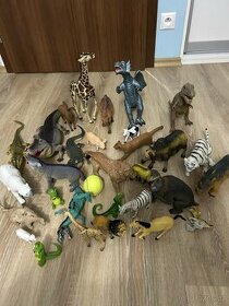 Dětské hračky – plastová zvířata