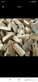 Dřevo k prodeji