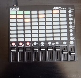 AKAI APC mini - MIDI kontrolér pre Ableton Live - 1