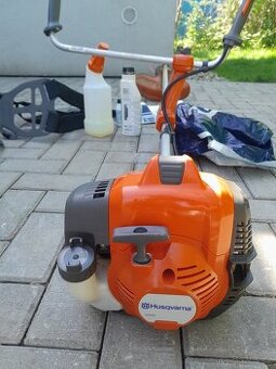 Krovinorez Husqvarna 525RX