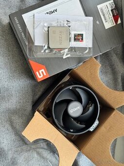 AMD RYZEN 5 5600X s nepoužitým chladičem
