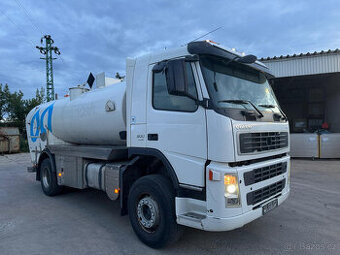 Volvo FM 7 300 4x2 r.v 2009 Kombi Fecal + čistič