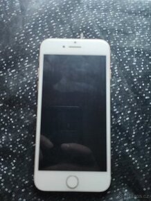 Iphone 8 TOP STAV