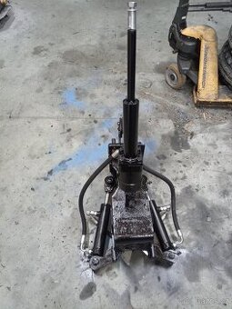 Servorizeni, hydraulika ,orsta na mt8 ,tk14