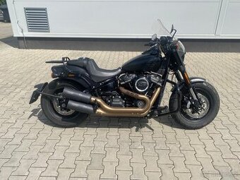 Motocykl značky Harley-Davidson FXFB (Fat