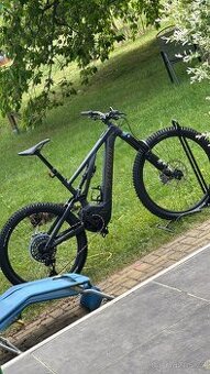 Prodam elektrokolo Spaěcialized turbo Levo