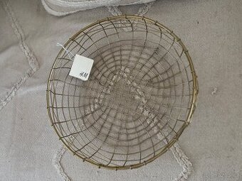 drátovaný košík zlatý H&M - 1
