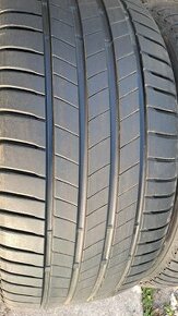 245/40R19 letní