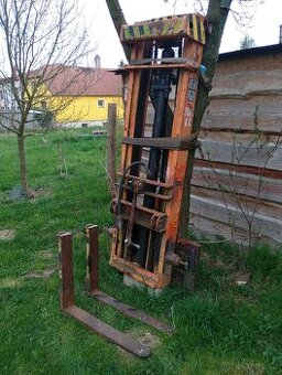 Vidle za traktor
