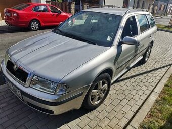 Škoda Octavia 1