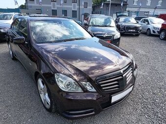MERCEDES Benz 350CDI 4Matic ČR
