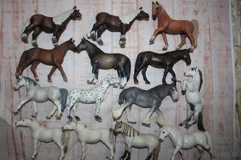 Figurky koní Schleich 1