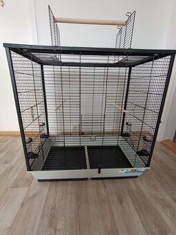 Klec pro papoušky