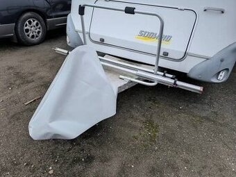 Koupím karavan 390 nebo 400