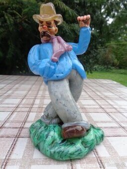 Skleněná figurka muže
