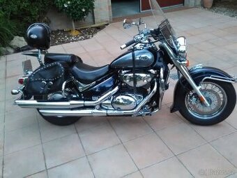 Suzuki VL800