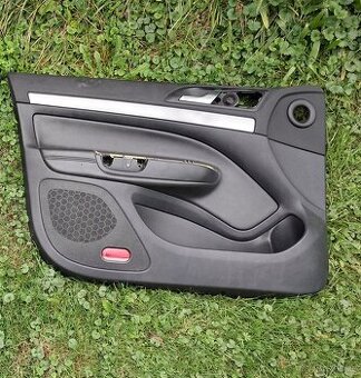 Tapicirunky Octavia 2 rs combi plast/kuze