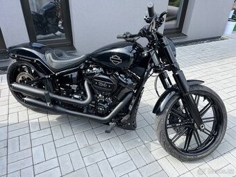 Harley davidson breakout 114