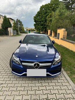 Mercedes Benz C63 AMG