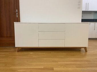 Komoda Tchibo – bílá, plně funkční