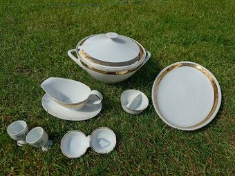 Porcelánová jídelní sestava