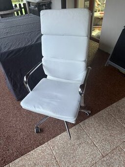 Zdarma za odvoz / Daruji Kancelářské křeslo