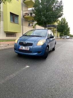 Toyota Yaris - 1