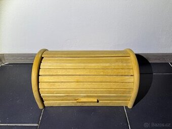 Světlý chlebník Ikea, bambusový