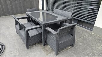 Sestava zahradního nábytku