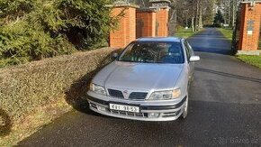 Nissan Maxima 1995