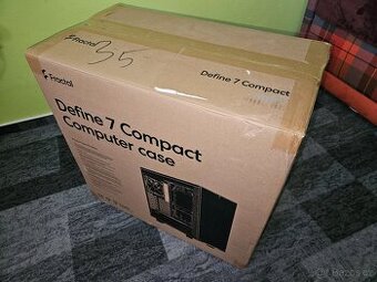 Prodám počítačovou skříň Fractal Design Define 7 Compact