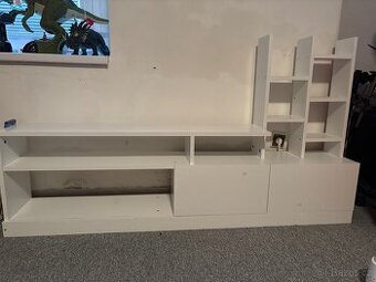 Televizní skříňka