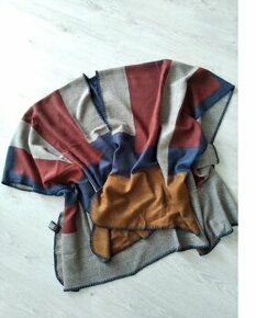 Nový oboustranný pléd akryl s výstřihem 165x130 cm