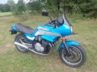 Suzuki GSX 750 ES - veterán