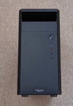 PC skříň Fractal Design Core 1100
